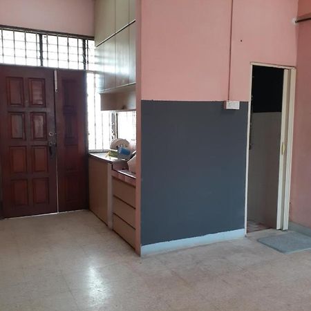 Homestay Idaman Tun Hussein Perai Luaran gambar